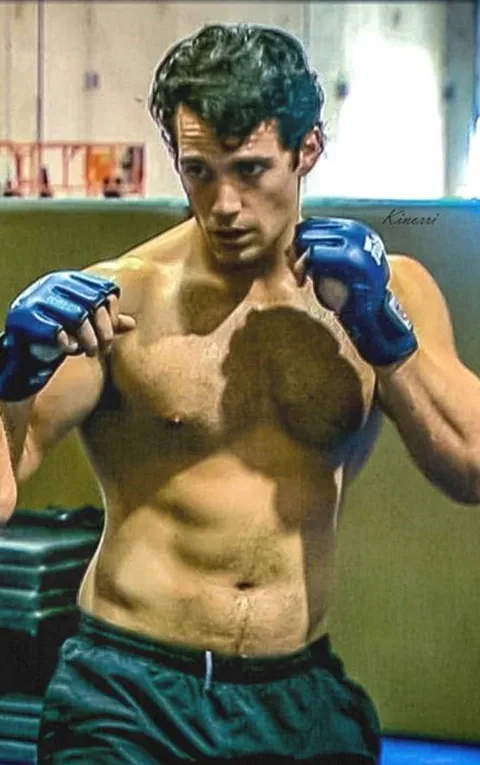 Henry Cavill Nude