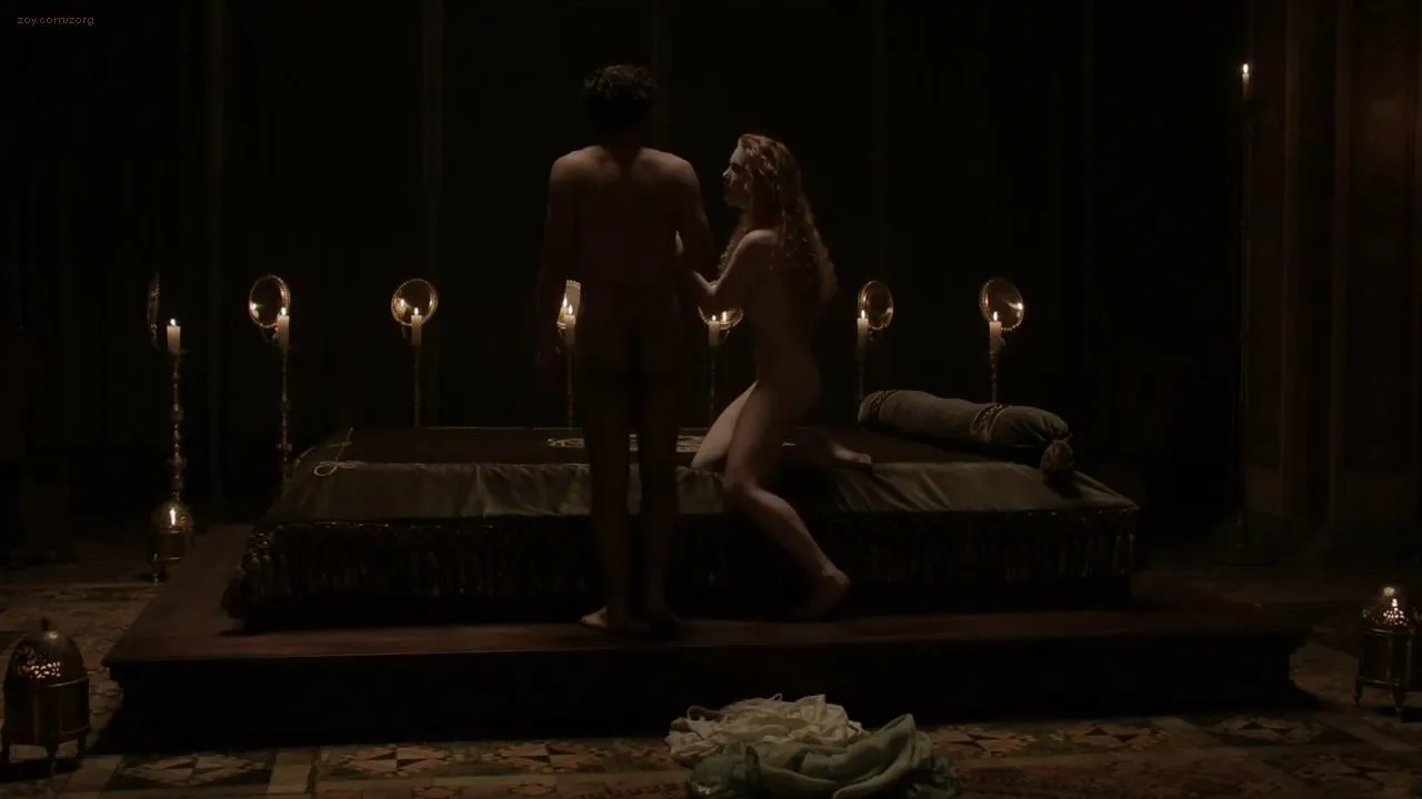 Holliday-Grainger-Nude-10