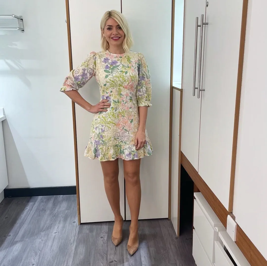 Holly Willoughby Legs