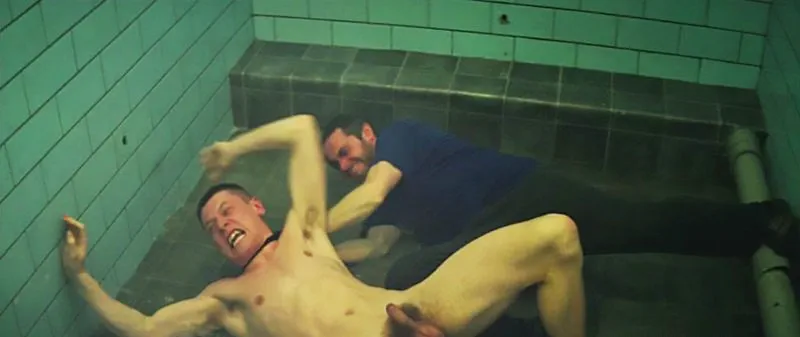 杰克·奥克尼尔（Jack Okunil）和前面的场景很性感