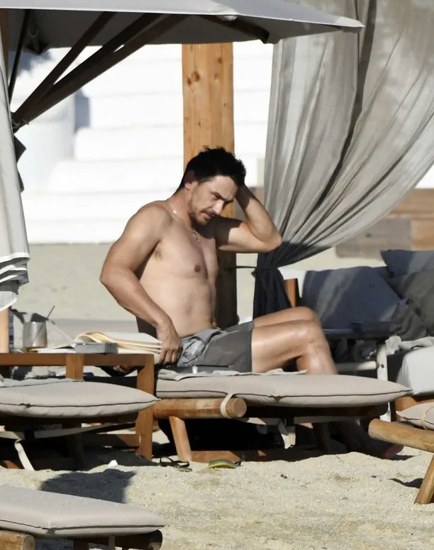 James Franco paparazzi