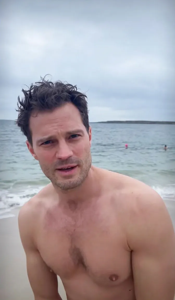 ג'ימי דורנן השאיר סרטון על החוף