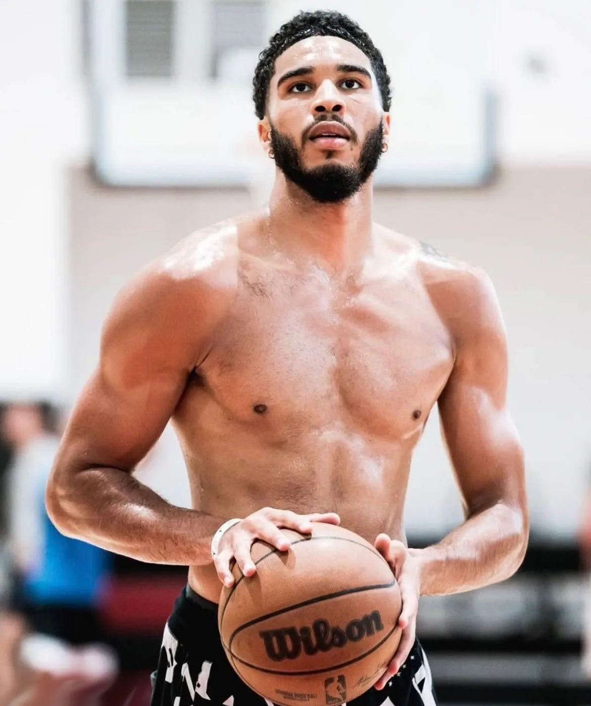 जेसन टाटम आस्तीन और रोमांचक