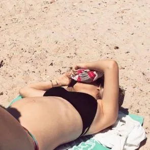 06-Jenny-Mollen-Naakt-Sexy