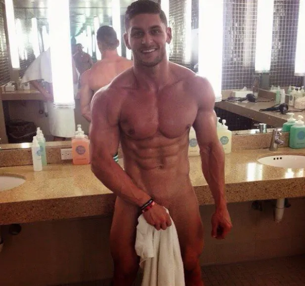 गार्डनी करडजा पहले से ही पात्रों को फ़िल्टर करती है