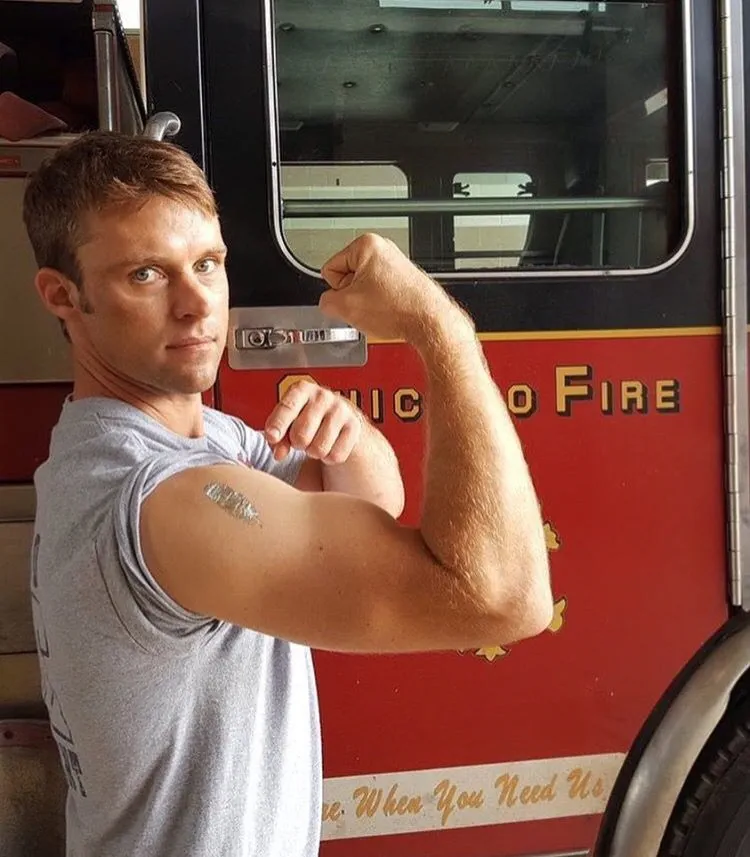 Jesse Spencer sexy