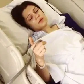 09-Jessie-J-Topless-Nude