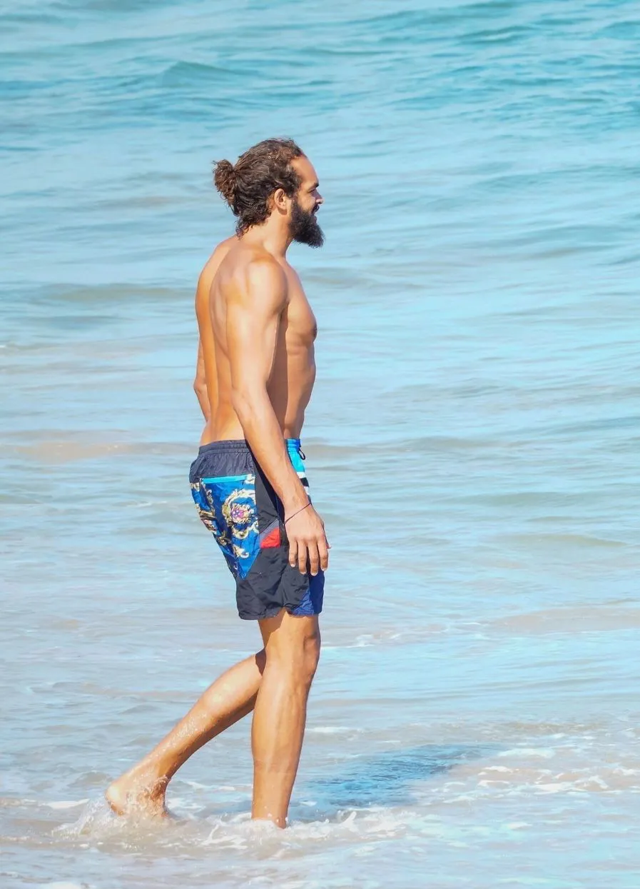 Joakim Noah shirtless