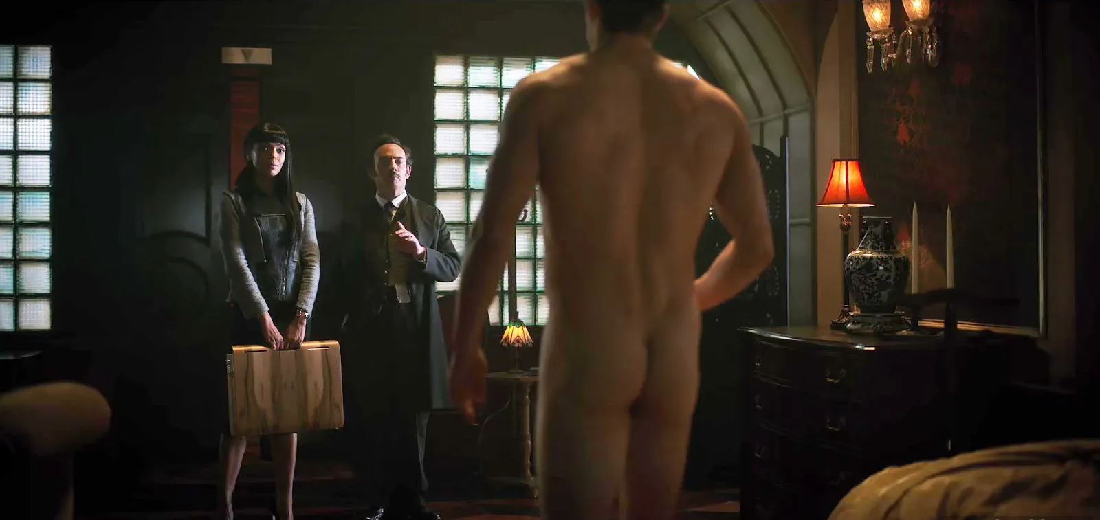 Joel Kinnaman cock scenes