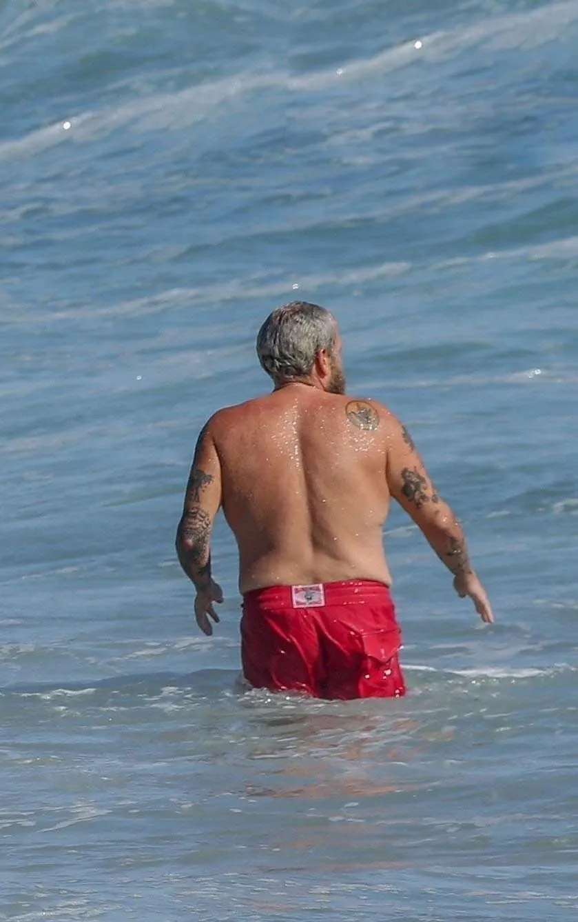 Jonah Hill shirtless