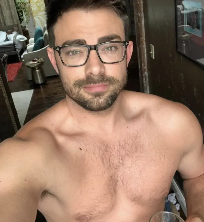Jonathan Bennett leaked nude icloud