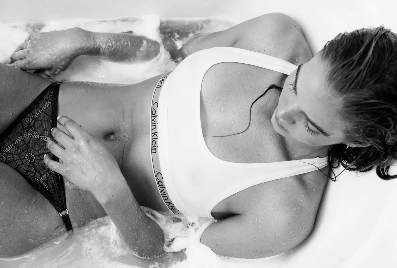 Jordan-Murray-See-Through-5