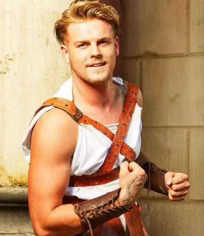 一个空的屁股，有乔丹·泰勒的浪漫