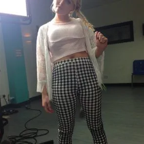 21-Jorgie-Porter-nudo-trapelato