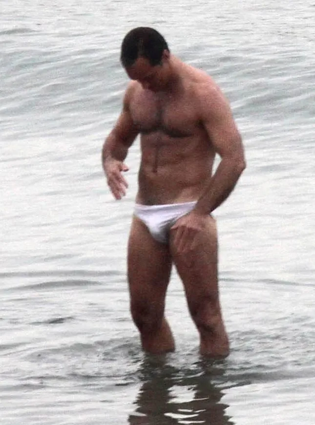 Jude Law nude