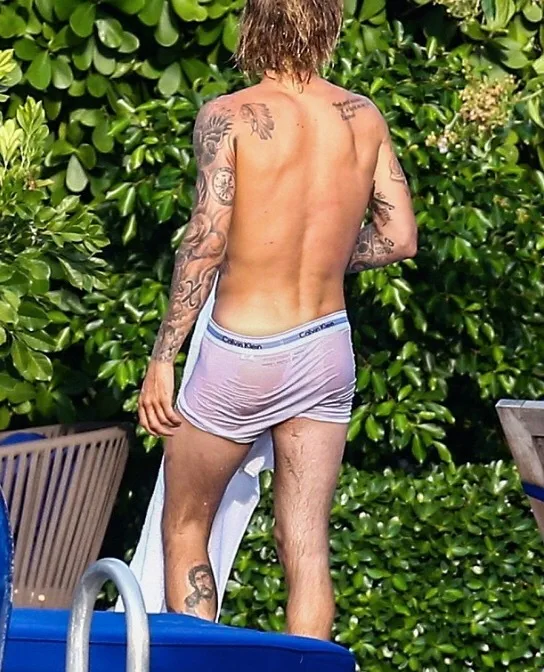 Justin Bieber nude