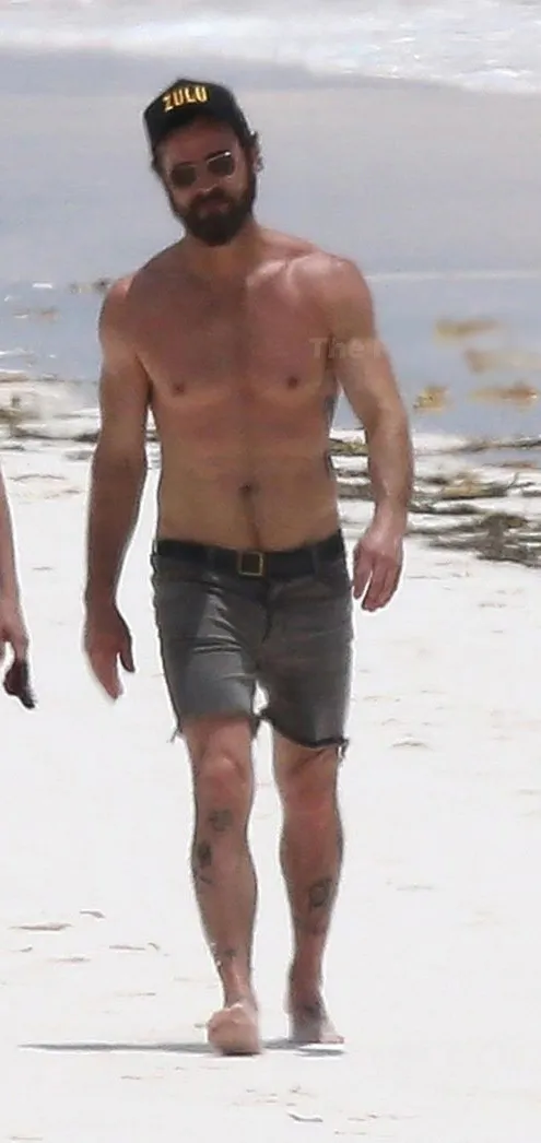 Justin Theroux penis photos