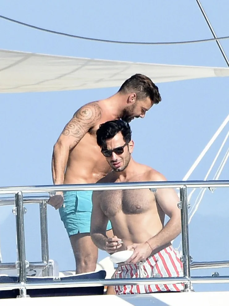 瑞奇·马丁（Ricky Martin）和她的丈夫琼·约瑟夫（Joan Joseph）很安静