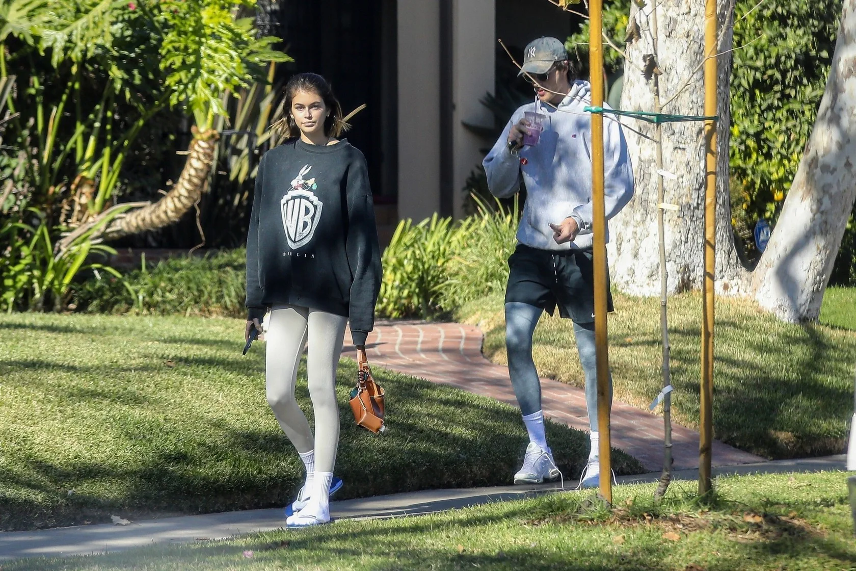 Kaia Gerber Hide Cameltoe