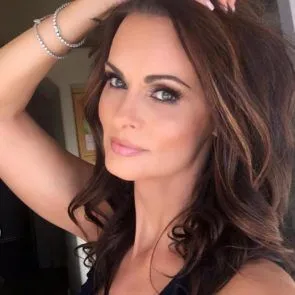 15- 캐런-맥 두갈-누드-트럼프