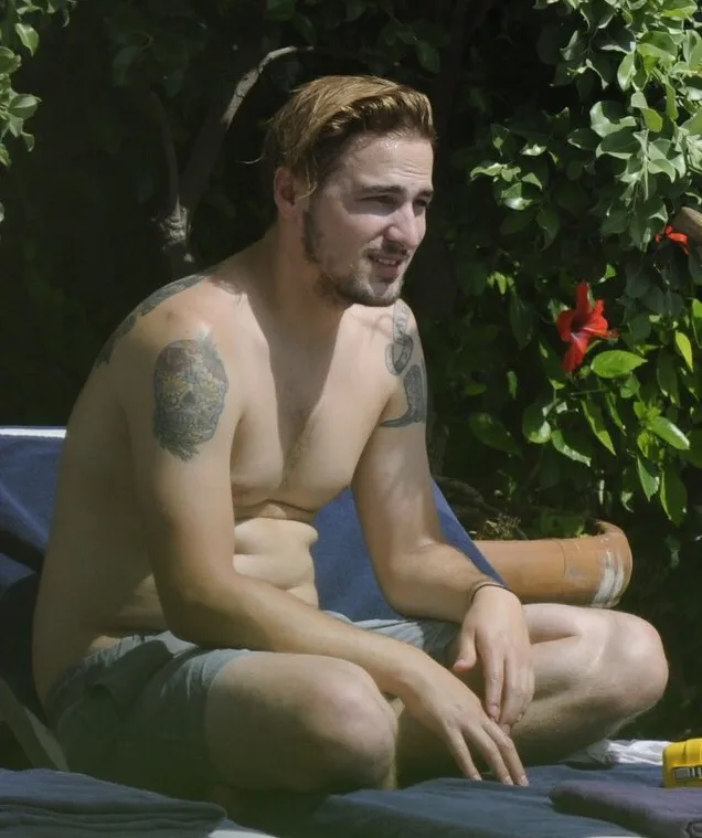 Kendall Schmidt Nude