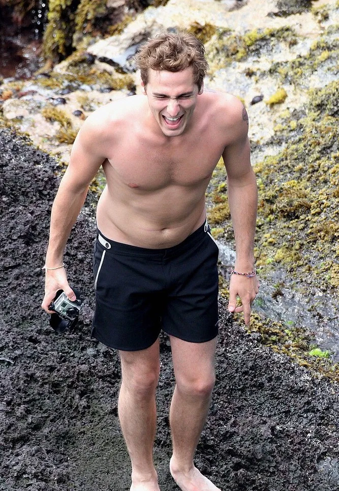 Kendall Schmidt Nude