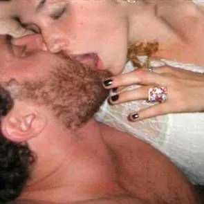 03-kesha-filtrado-desnudo-mamada