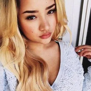 Kim Johansson näytti rasvaa kehoa ja ruma tiaisia ​​yksityisissä kuvissa!