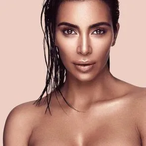 08-Kim-Kardashian-Nu