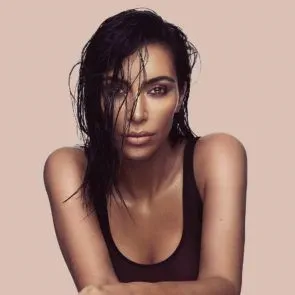 06-Kim-Kardashian-Nu