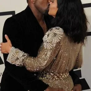 23-Ким-Кардашиян-Кание-Уест