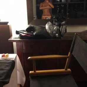 x-Kim-Kardashian-Naked-1