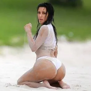 Kim Kardashian Ass In Sand