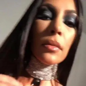 16-Kim-Kardashian-Sexy-Top-Rinestones