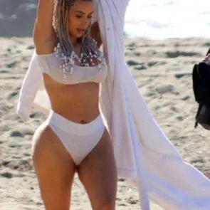 20-கிம்-கர்தாஷியன்-கவர்ச்சி-பெரிய-ஆஸ்