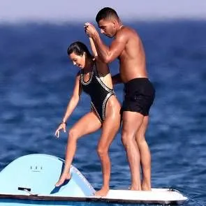 16-Kourtney-Kardashian-See-Through