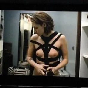 Kristen Stewart Topless Behind The Scenes