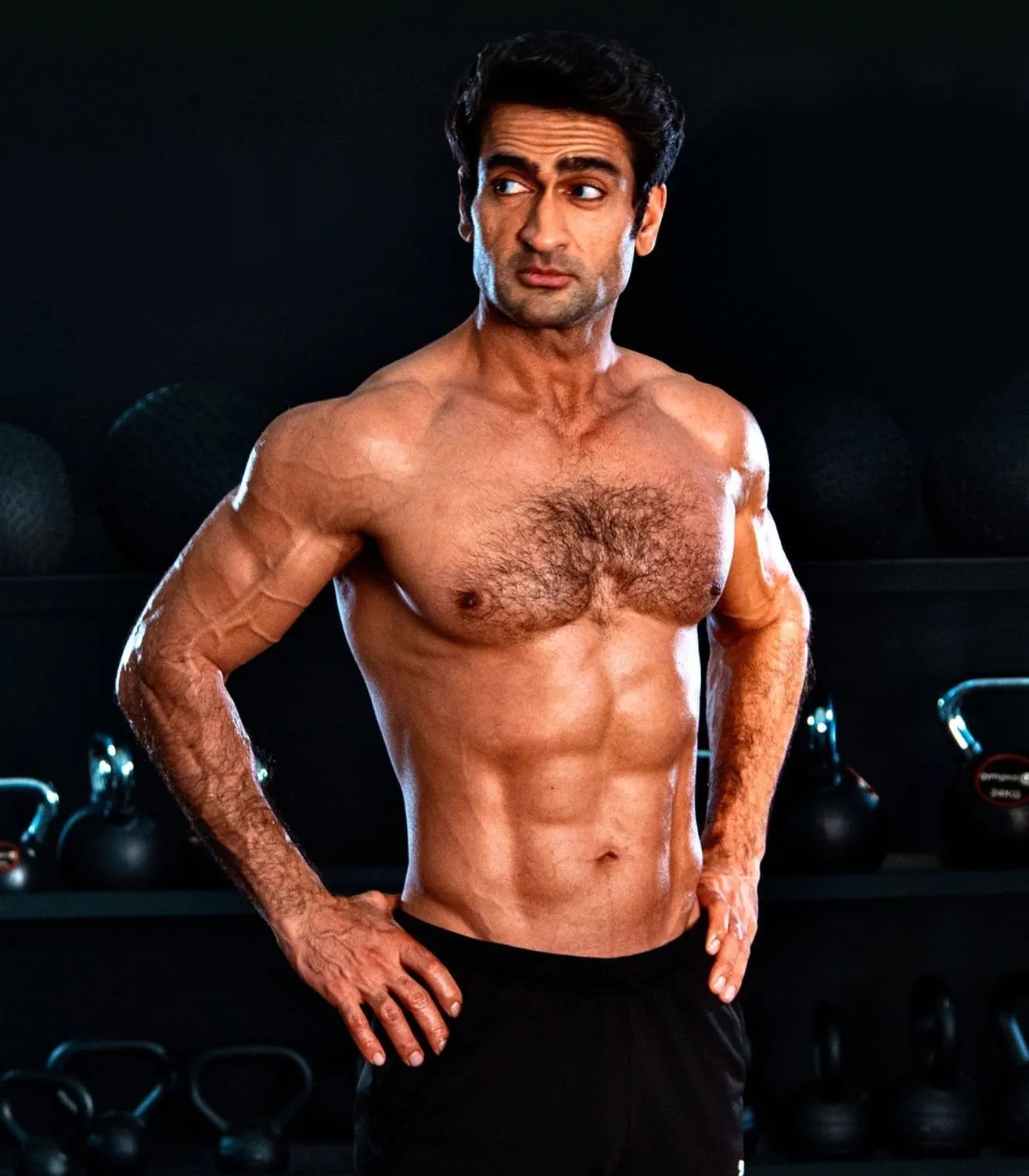 Kumail Nanjiani naked pics