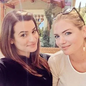 24-லியா-மைக்கேல்-கேட்-அப்டன்-நிர்வாண-கசிந்தது