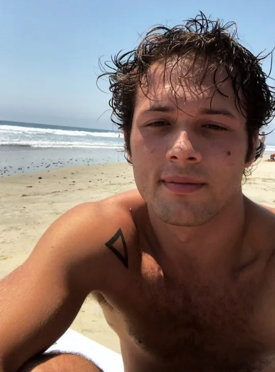 Leo Howard sexy