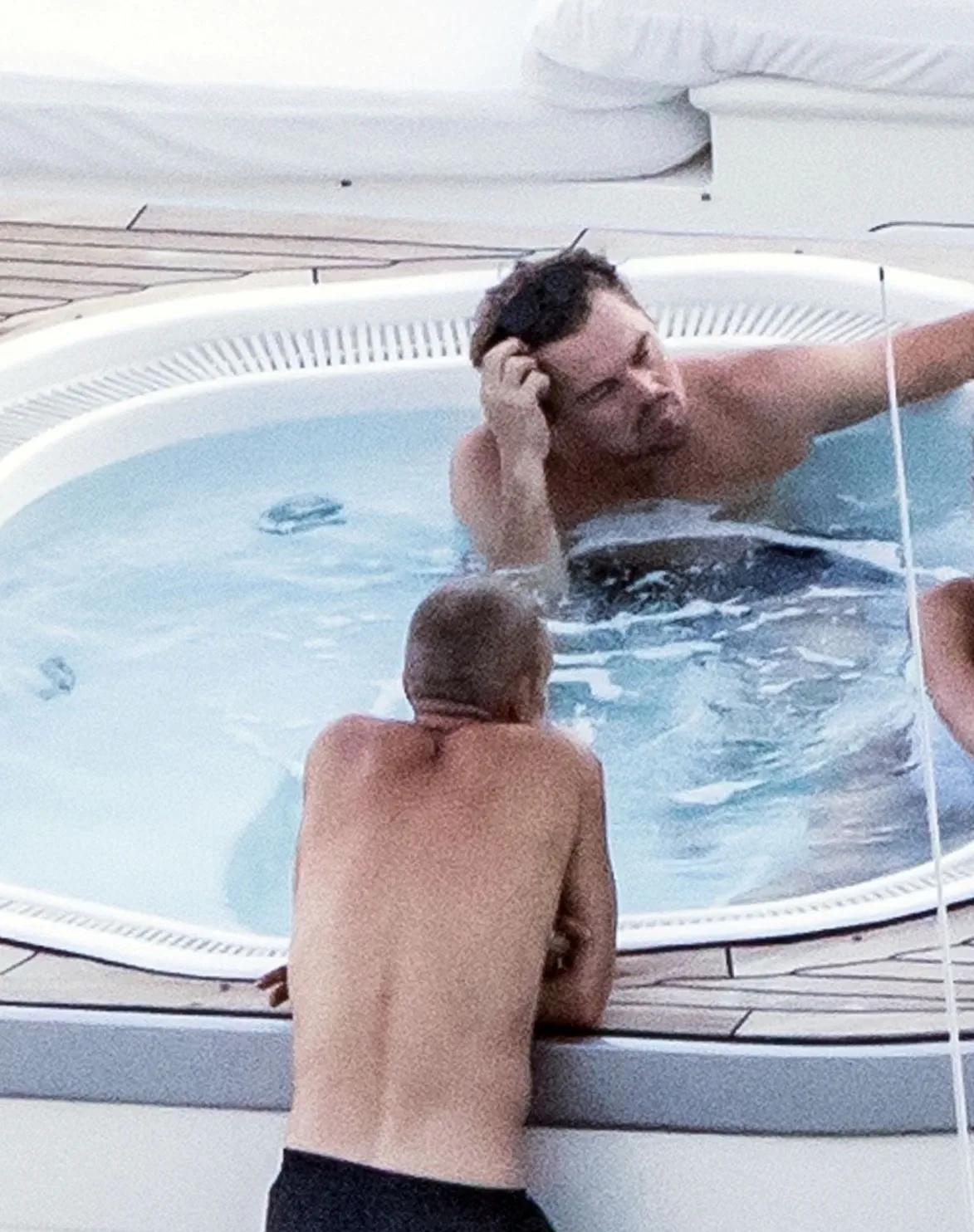 Leonardo DiCaprio nude