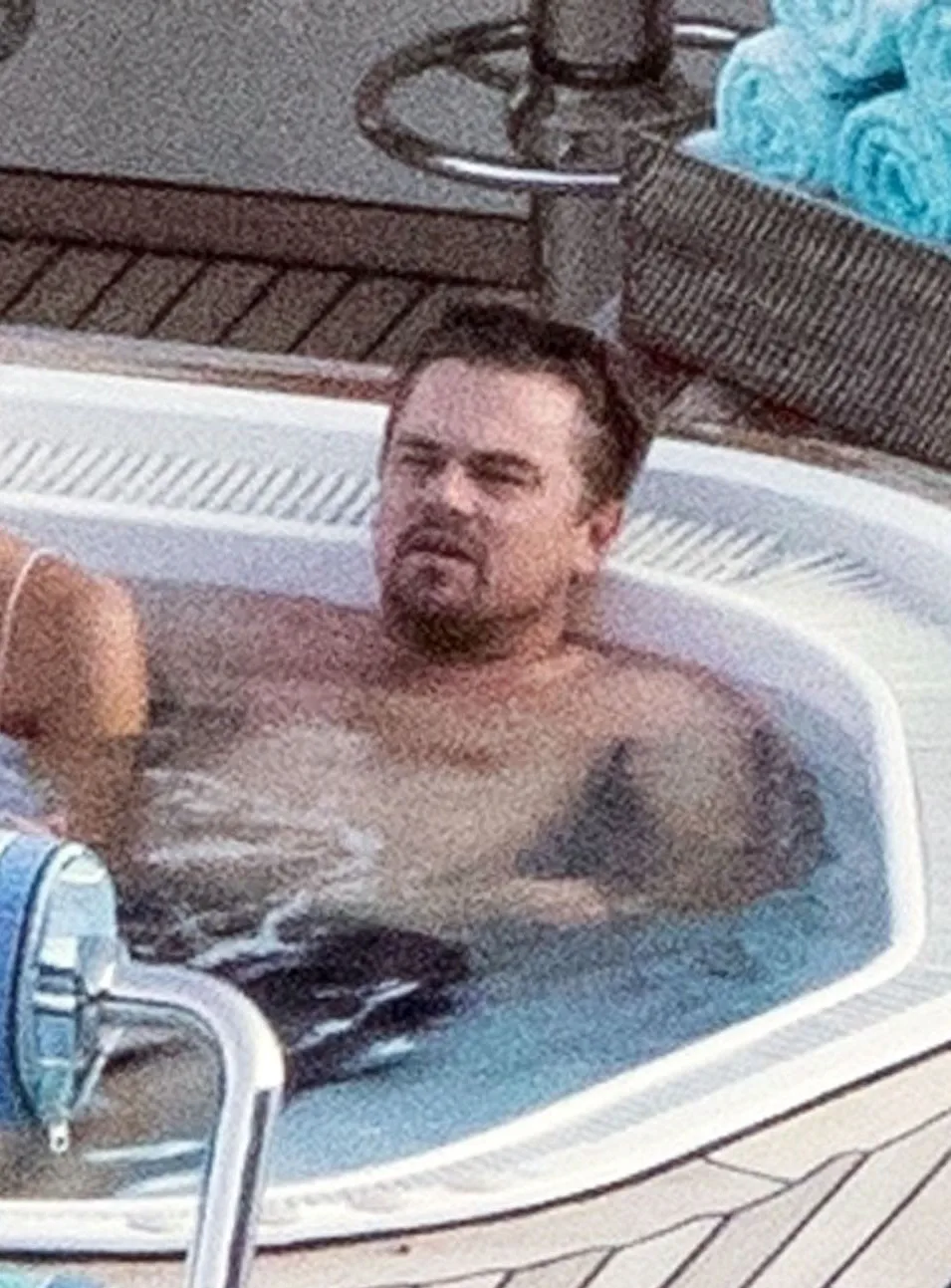 Leonardo DiCaprio nude