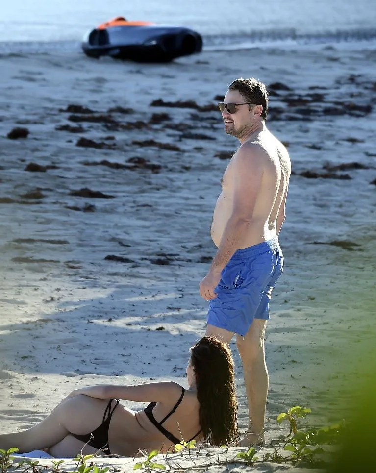 Leonardo DiCaprio jerk off