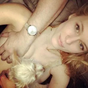 Leven Rambin a divulgué les nus de la star de «Hunger Games»!