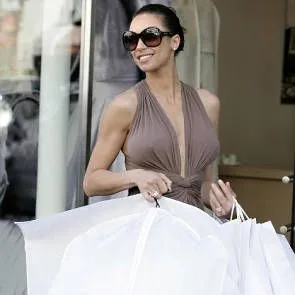 04-லில்லி-போரிஸ்-பெக்கர்-டாப்லெஸ்-டிட்ஸ்-செக்ஸி