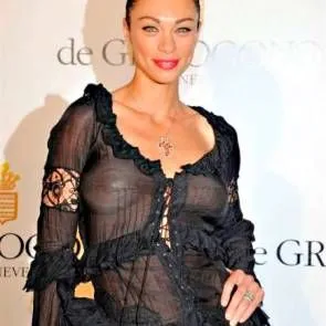 09-லில்லி-போரிஸ்-பெக்கர்-டாப்லெஸ்-டிட்ஸ்-செக்ஸி