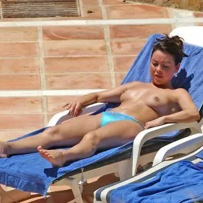 انگلش گلوکارہ لیزا اسکاٹ لی ٹاپلس ان ماربیلا میں