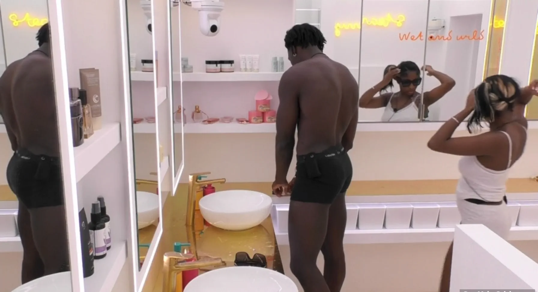 Love Island UK 2022 penis photos