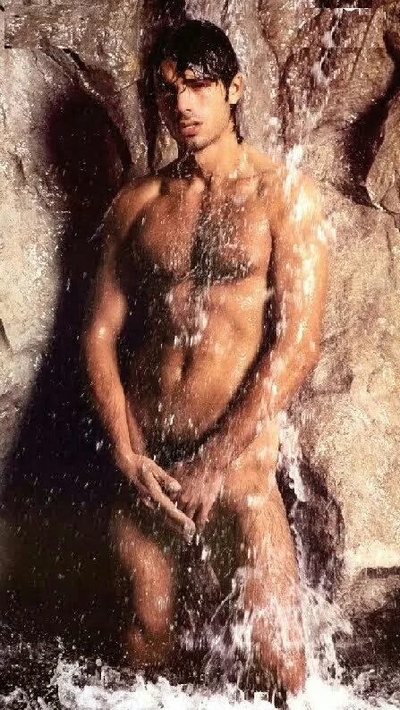 luca argentero shirtless