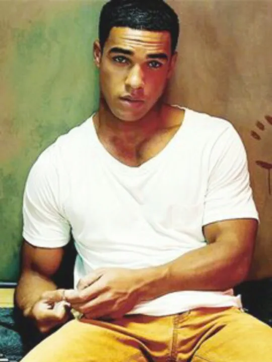 Lucien Laviscount Nude